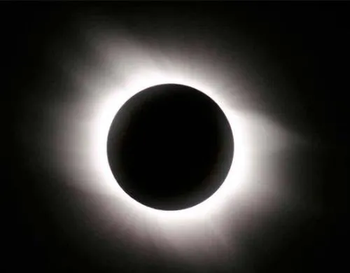 “Una oportunidad única en casi un siglo” el eclipse total de Sol que se producirá el 21 de ago.