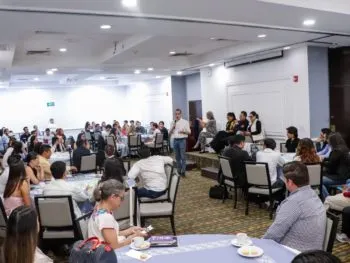 Liderazgo joven en acción: se realiza la segunda conferencia de la Incubadora de Líderes del Futuro