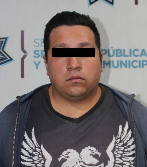 Detuvo policía municipal de Puebla a dos hombres por robo a conductor de Cabify