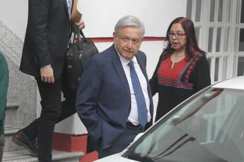 López Obrador rechaza reunión con Elba Esther Gordillo