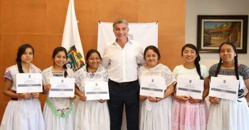 Gobierno Estatal impulsa el desarrollo de jóvenes indígenas