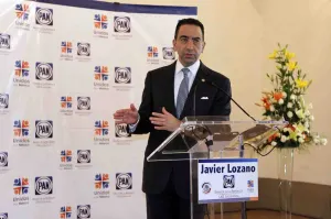 Lozano confía que reforma en telecomunicaciones no afecte su carrera