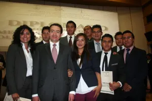 La mediación representa el lado humano del derecho: Flores Toledano