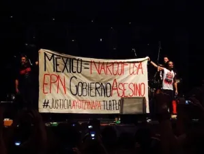Café Tacvba se une a exigencia de aparición de normalistas