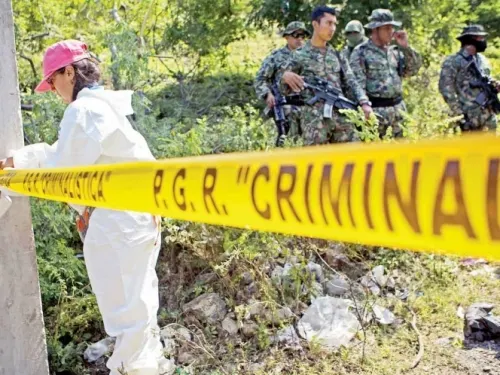 Tomás Zerón sabe dónde están los 43, Solalinde afirma que los padres confían en que lo capturen