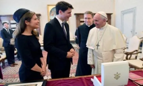 Papa recibe a Trudeau por primera vez y hablan sobre resultados del G7