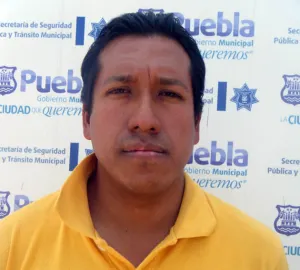 Detienen a dos sujetos por presunto robo