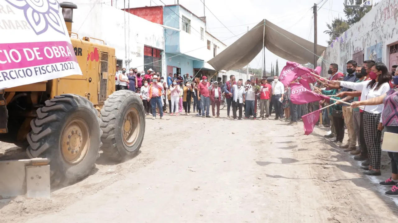 Ariadna Ayala ejecuta obras en Atlixco con transparencia y con participación ciudadana