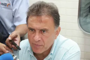 Reconoce Yunes Linares labor de Moreno Valle como gobernador de Puebla