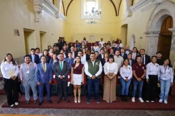 Jóvenes poblanos participan en el Primer Concurso “Imparables con Voz”