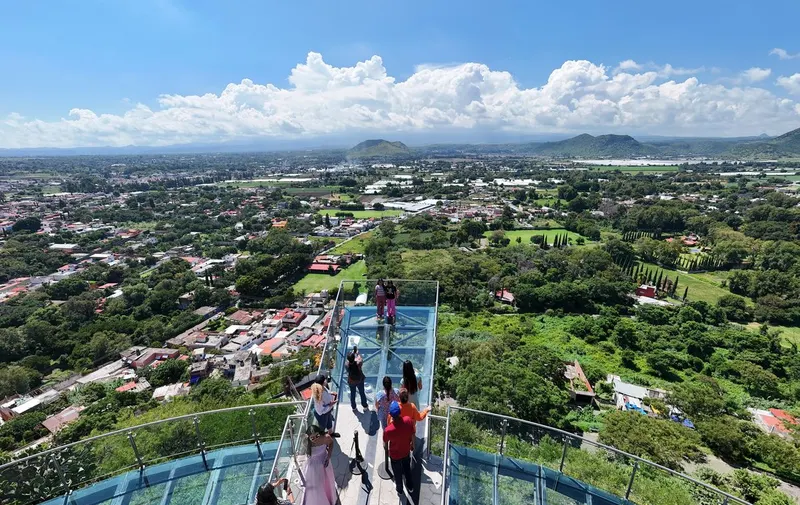 atlixco-mirador-cristal-segundo-aniversario