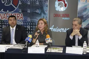 Entrega SE 11 mdp a proveedoras automotrices poblanas