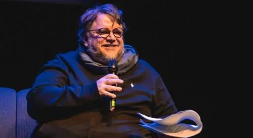 “No contraten a personas tontas en México”: Guillermo del Toro a Netflix