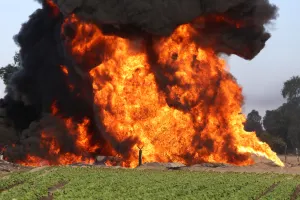 Controla Pemex incendio en Quecholac