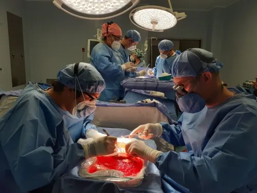Realiza ISSSTEP cuarto trasplante renal del año