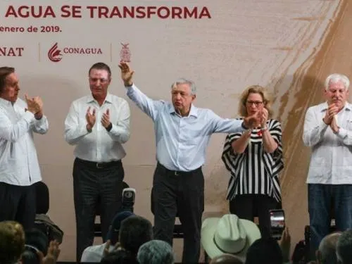 En un mes de combate al huachicol se han ahorrado 4 mmdp, estima López Obrador