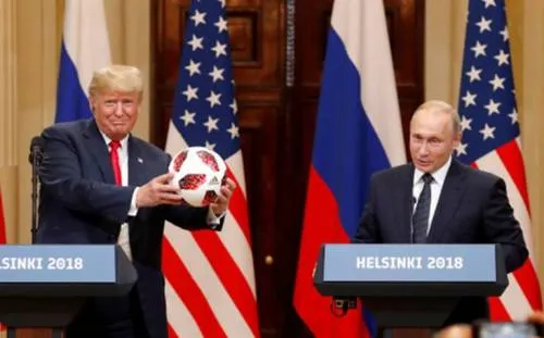 Trump, acusado de traición por su actitud frente a Putin en Cumbre
