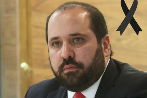 Carlos Bonnin habría caído de un quinto piso al tropezar con cables