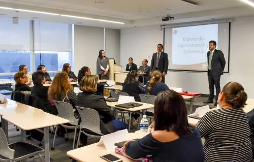Udlap capacita a personal de enfermería de Petróleos Mexicanos