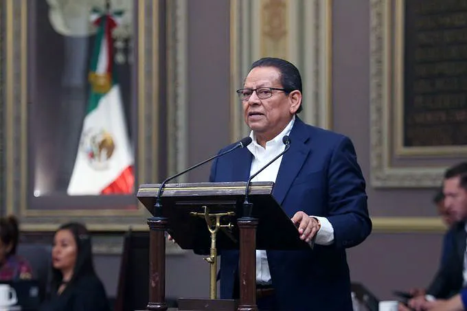 Carlos Navarro Corro