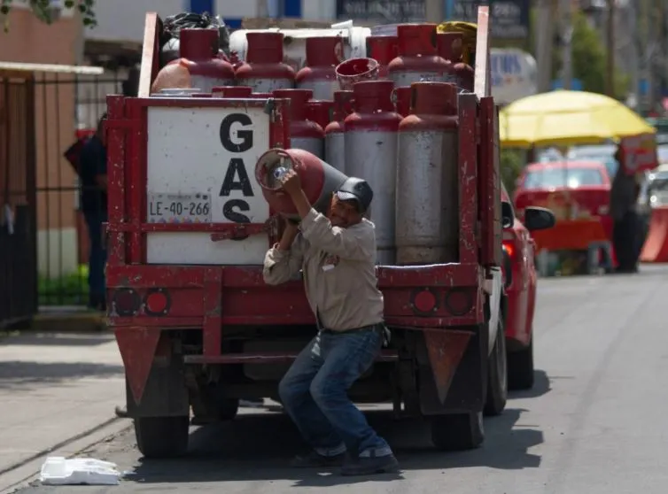 Gaseros afirman que ya no habrá más protestas en Ciudad de México, pero continúan paro de labores