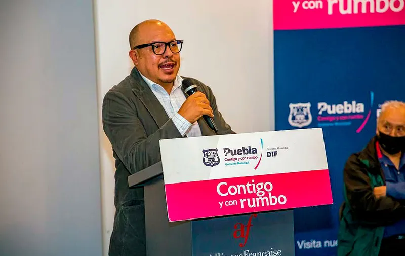 smdif-adultos-mayores-graduados-computacion