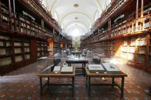Presentan la exposición ‘Vivitur ingenio’ en la Biblioteca Palafoxiana