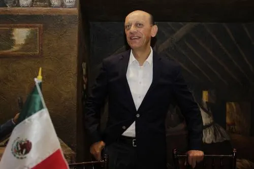 Lastiri no descartó recibir apoyo de Mario Marín para consolidar sus aspiraciones políticas