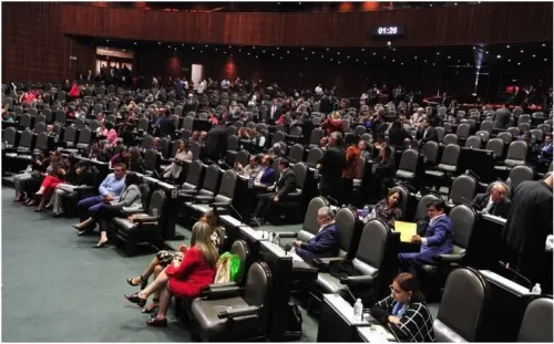 Opositores a AMLO dicen no a periodo extraordinario para avalar su reforma presupuestaria