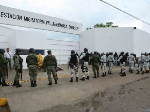 Denuncian maltratos contra indocumentados en estaciones migratorias