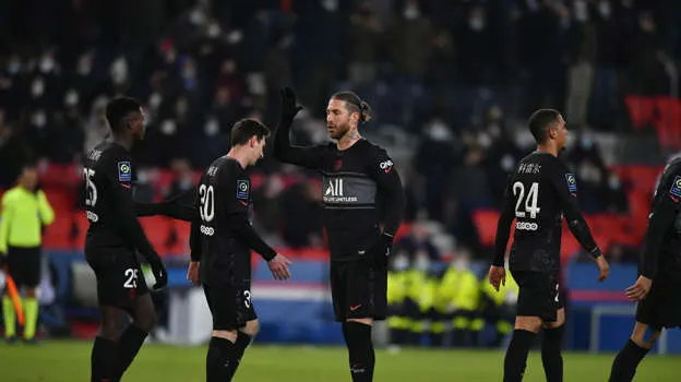 PSG triunfa con el estreno de Ramos y el regreso de Messi