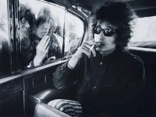 Bob Dylan dice que siempre sí recogerá su premio Nobel
