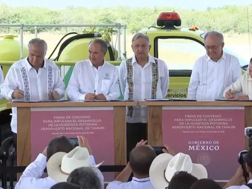 Acuerdan impulsar aeropuerto de la Huasteca Potosina