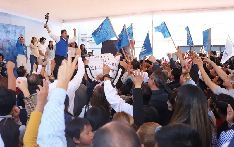 eduardo-rivera-registro-precandidato-pan