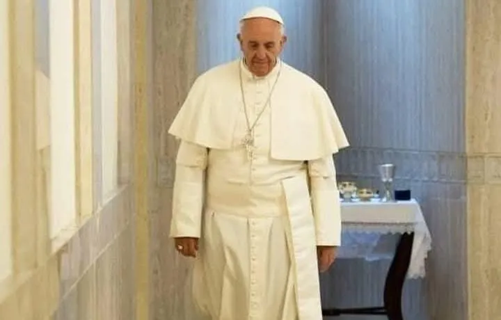 Salud del papa Francisco se mantiene estable y su insuficiencia renal no es preocupante