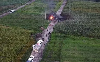 Reportan explosión de toma clandestina de Pemex en Acolman