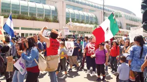 Trump cada día desata más rechazo latino; repudio en San Diego