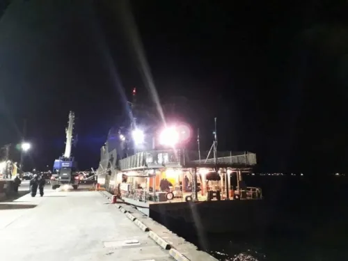 Derraman 40 mil litros de petróleo en mar de Patagonia chilena