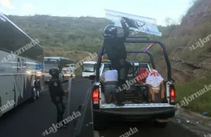 Enfrentamientos entre policías y normalistas dejan 30 desaparecidos