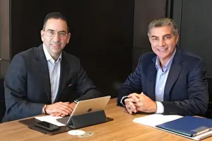 El Senador Javier Lozano será el Jefe de la Oficina del Gobernador Gali
