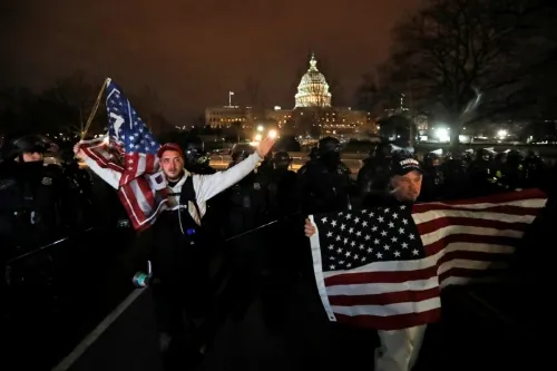 Demócratas buscarían juicio político contra Trump por protesta en el Capitolio