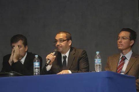 Periodistas afirman que a veces el informador es un enemigo