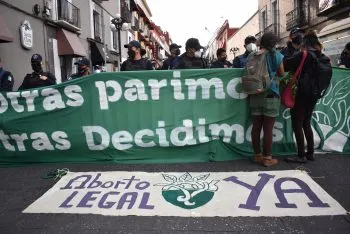 Puebla sigue sin acatar sentencia de SCJN para despenalizar el aborto