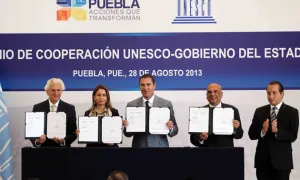Suscribe Moreno Valle convenio de colaboración con la Unesco