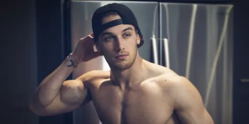 #MartesDeChicos Hombres con cara de ternura y cuerpo de tentación