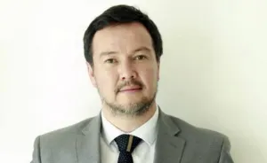 Poeta poblano se lleva el Premio de Poesía Joaquín Xirau Icaza 2016