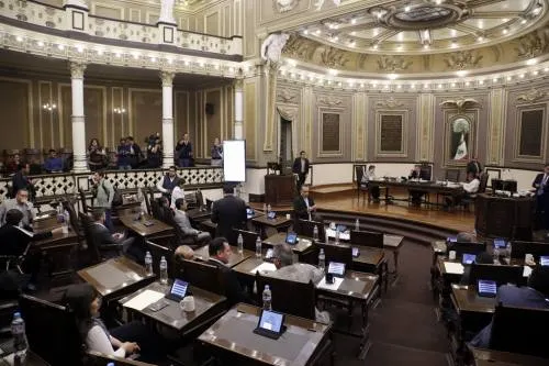 Analiza Congreso legalizar la portación de gas pimienta
