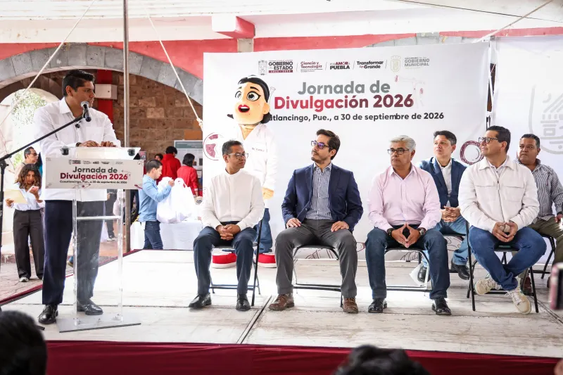 Cuautlancingo acerca la ciencia y tecnología a estudiantes con jornada de divulgación