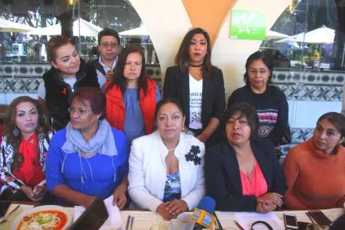 Red Plural de Mujeres demandan a AMLO declare alerta de violencia de género para Puebla