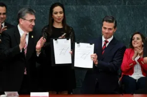 Peña Nieto anuncia iniciativas de ley contra tortura y desaparición de personas